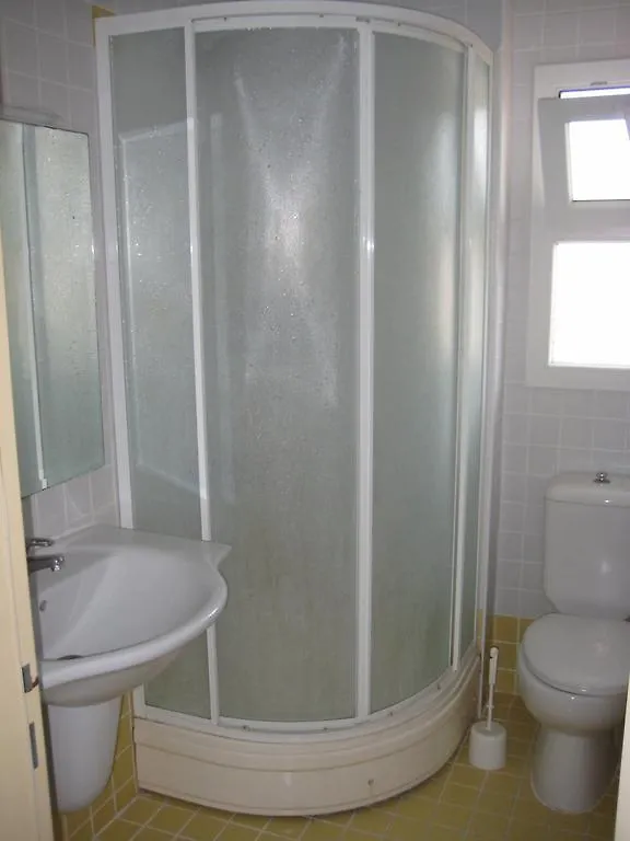 Hotel Olivia كوشاداسيه