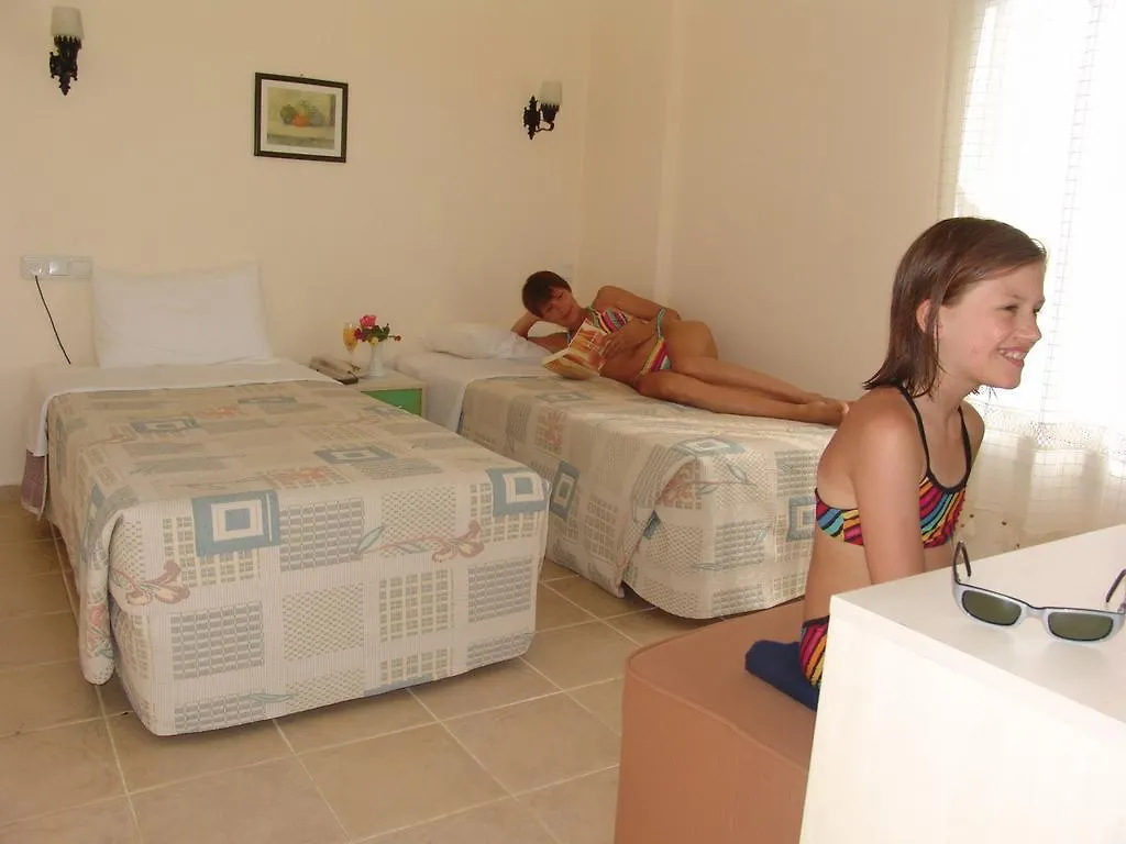 Hotel Olivia كوشاداسيه