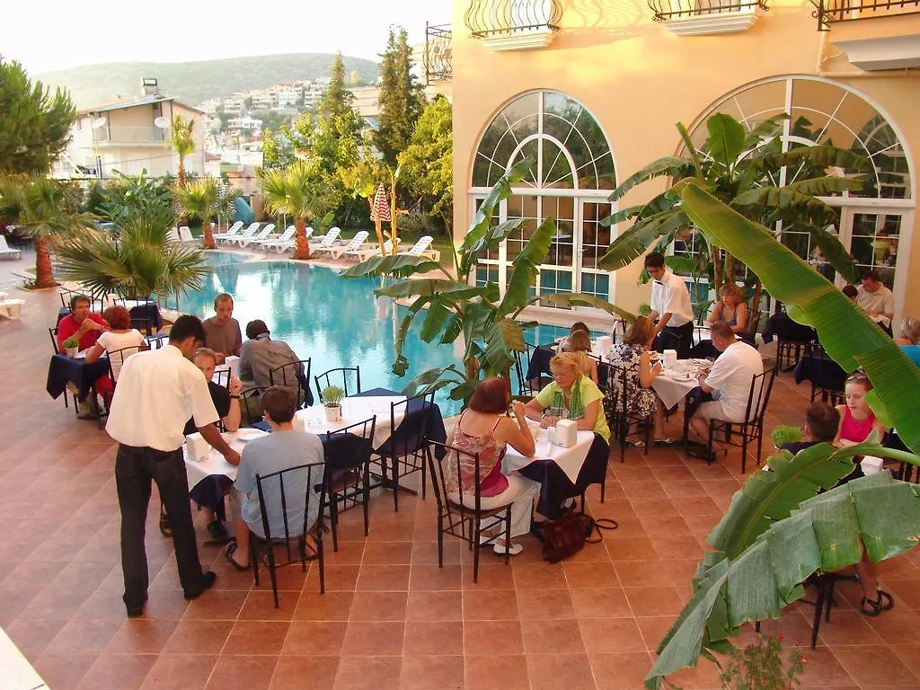 Hotel Olivia كوشاداسيه